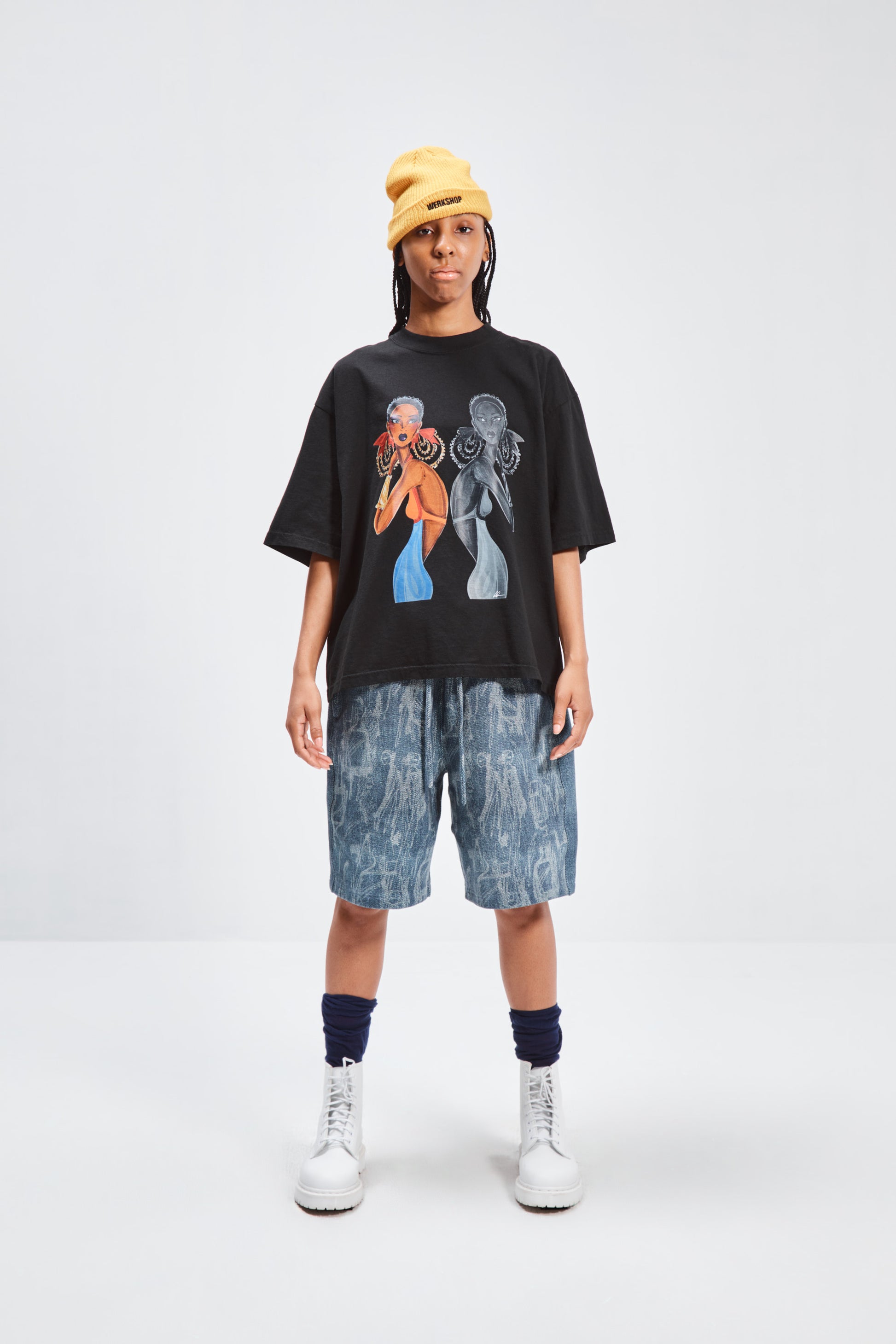 GIRL WITH THE GOLD EARRINGS URBAN TEE
