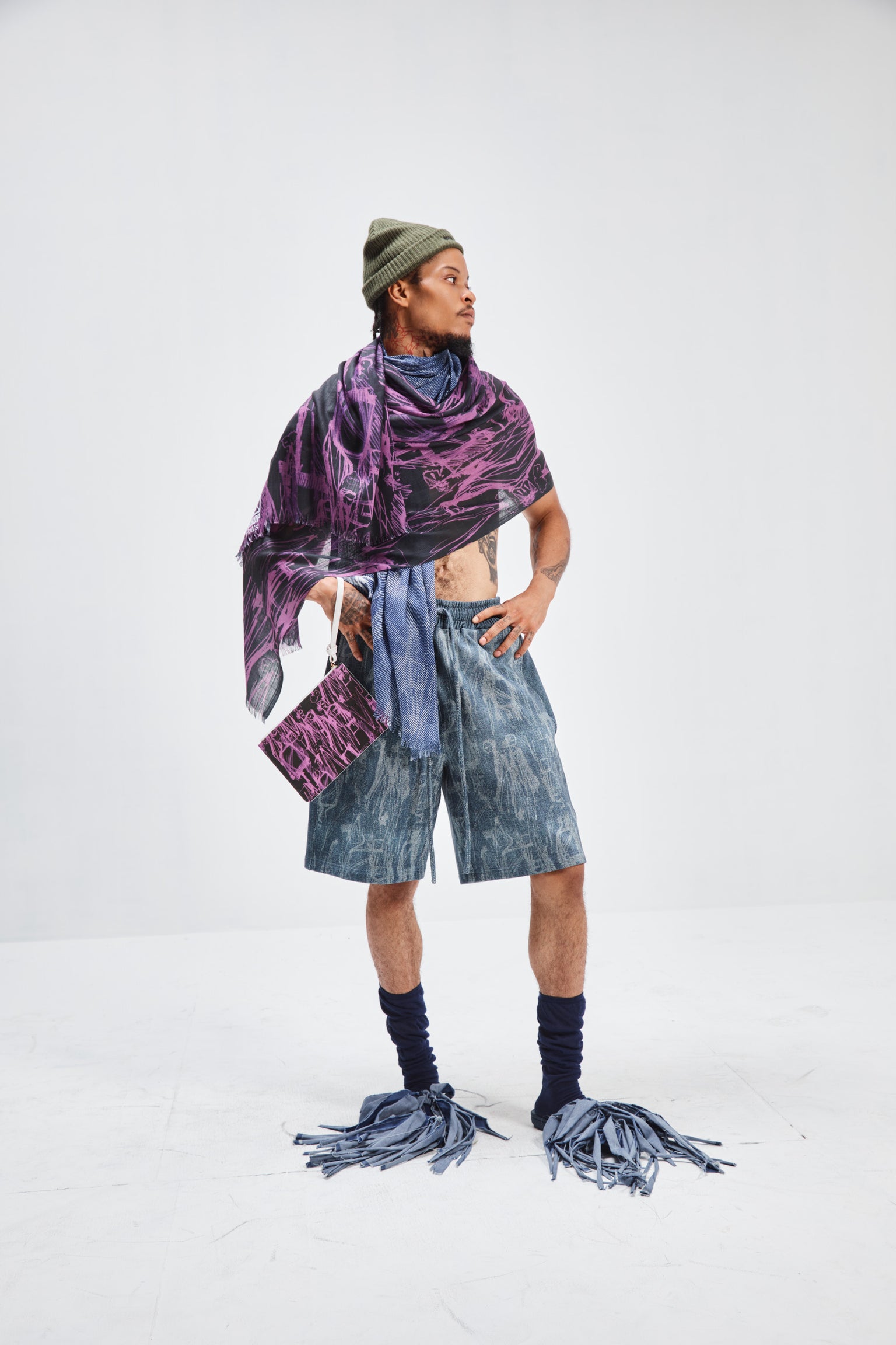 ALL PEOPLE OPTIC SCARF- BLACK/PINK