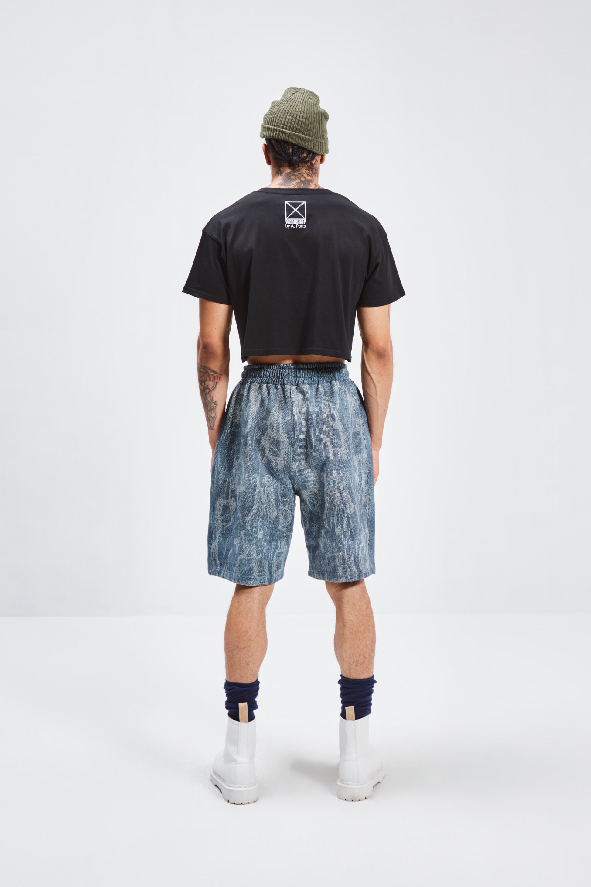 MIRROR MIRROR CROPPED TEE