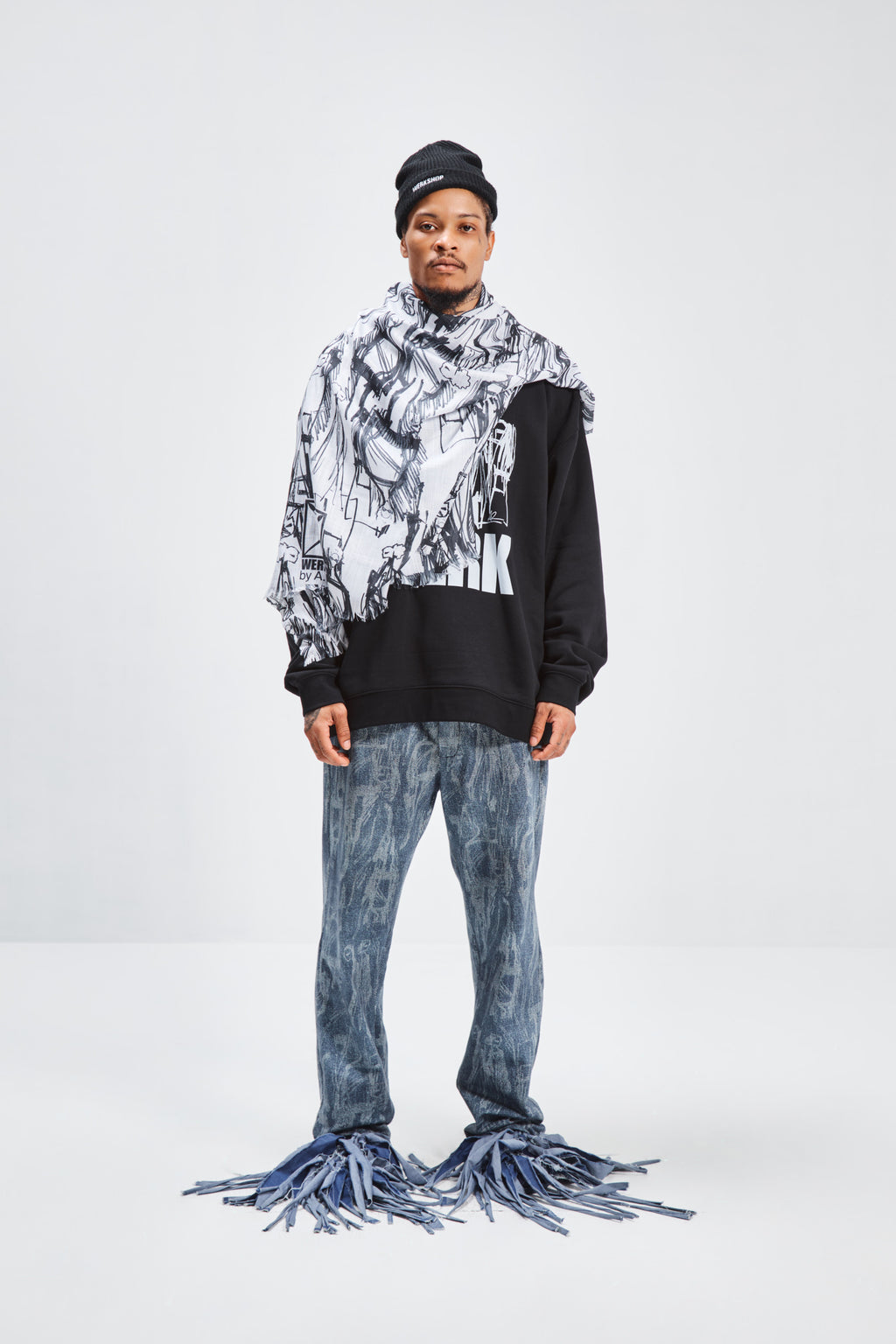 ALL PEOPLE OPTIC SCARF - BLACK/WHITE